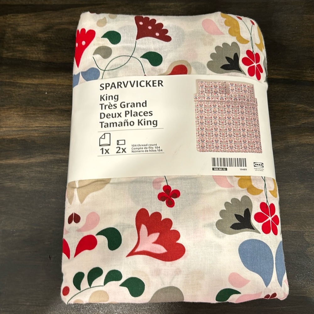 NWT IKEA King set bedding - SPARVVICKER